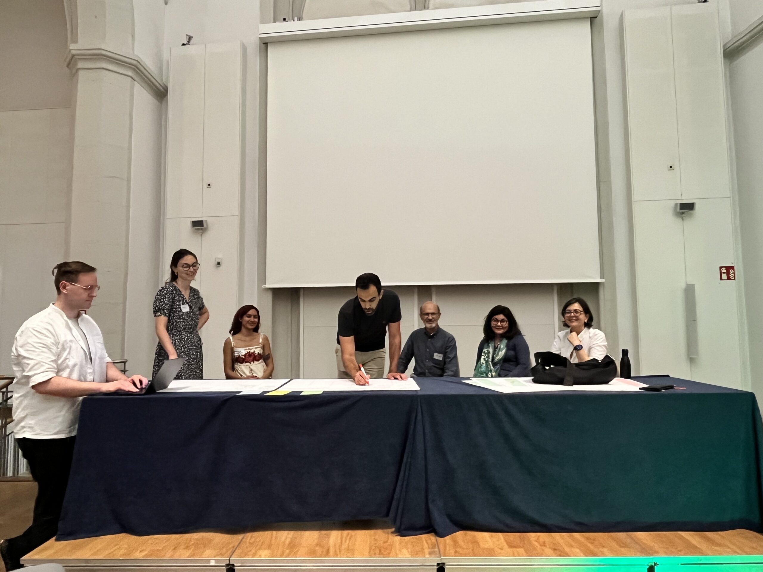 Workshop-conclusions-panel-IMG_5118 Panel of break-out groups from ECHOES Workshop present conclusions
